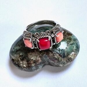 CAROLYN POLLACK/ AM WEST Ring 3 Stone Red Coral Pink Sterling Silver EXC COND